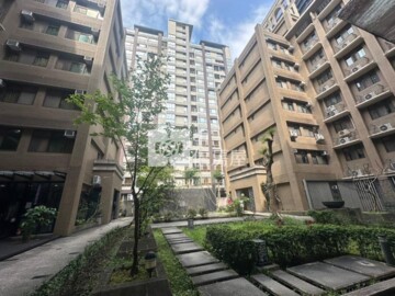 晶棧待售房屋