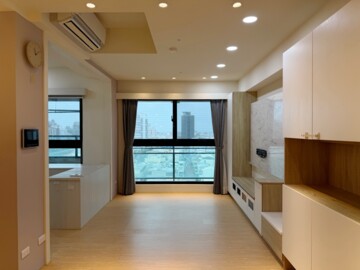 世界湖美麗待售房屋