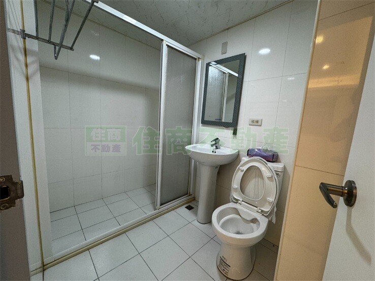 樂屋_台北市中山區凱莎琳大廈待售房屋 台北市中山區凱莎琳大廈待售房屋