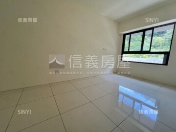 美麗山林華廈區待售房屋