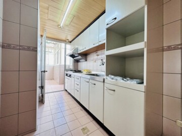 皇城帝寶/陸光七村甲區待售房屋
