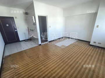 站前希爾頓待售房屋