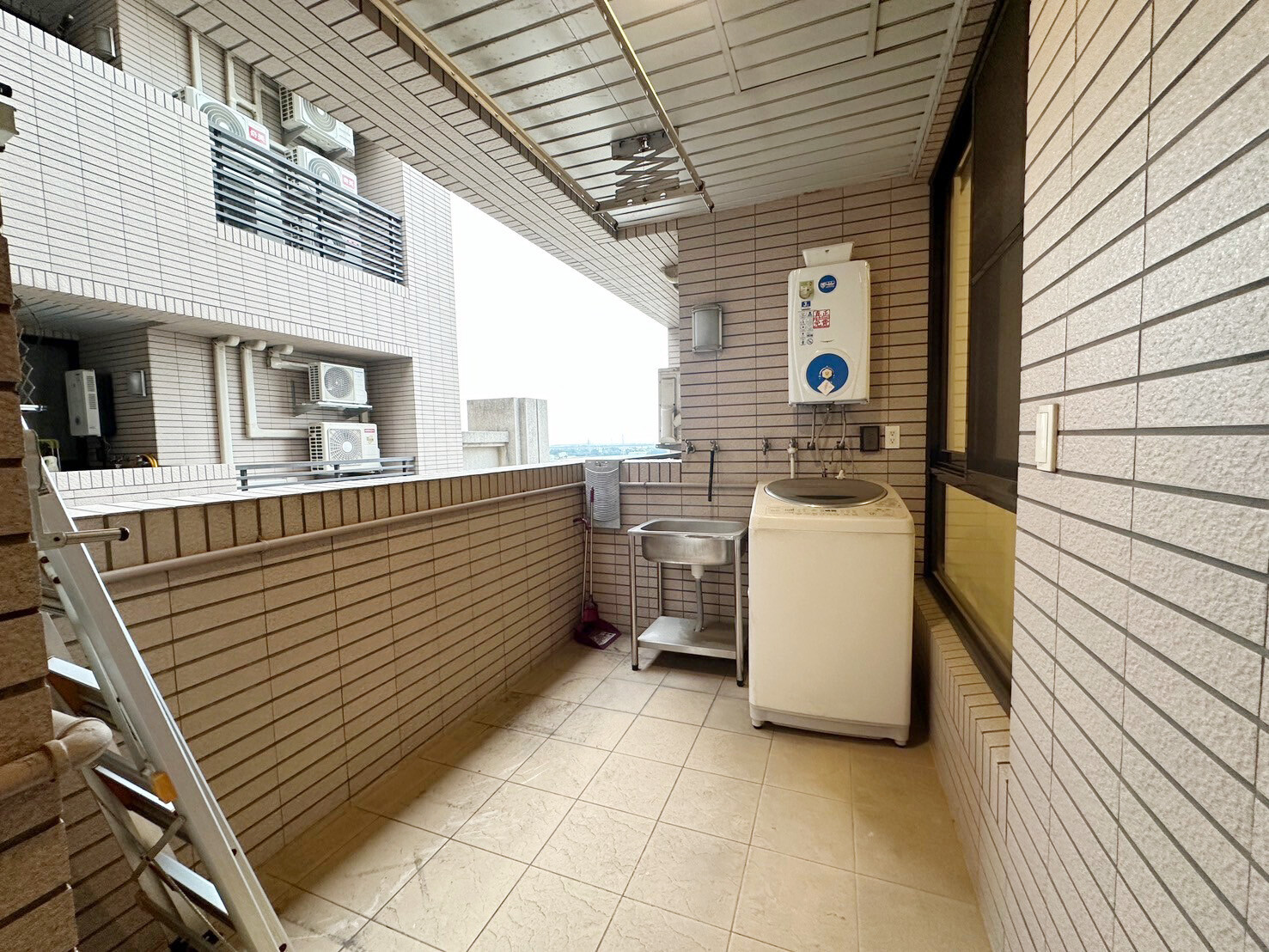樂屋_台中市烏日區富旺天藍待售房屋 台中市烏日區富旺天藍待售房屋