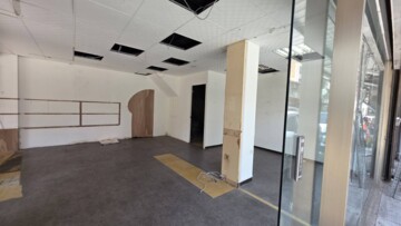 竹南中正路轉角金店面 - Image 1