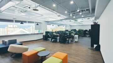 住商林可縈@小巨蛋景觀辦公 - Image 1