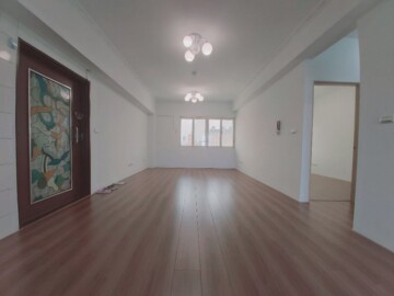 公園一族待售房屋