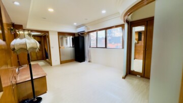 世貿芳鄰待售房屋