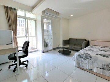 逢甲旁可租補大空間陽台獨洗曬乾濕分離衛浴開窗機車位 - Image 1