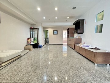 三圓羅馬待售房屋