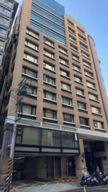 寶島曼波待售房屋