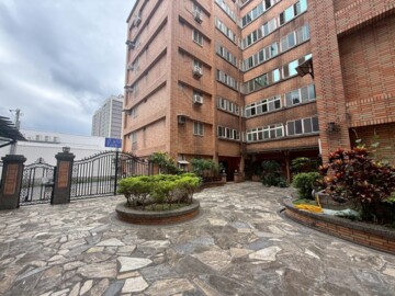 陽明皇家待售房屋