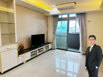 山河戀待售房屋