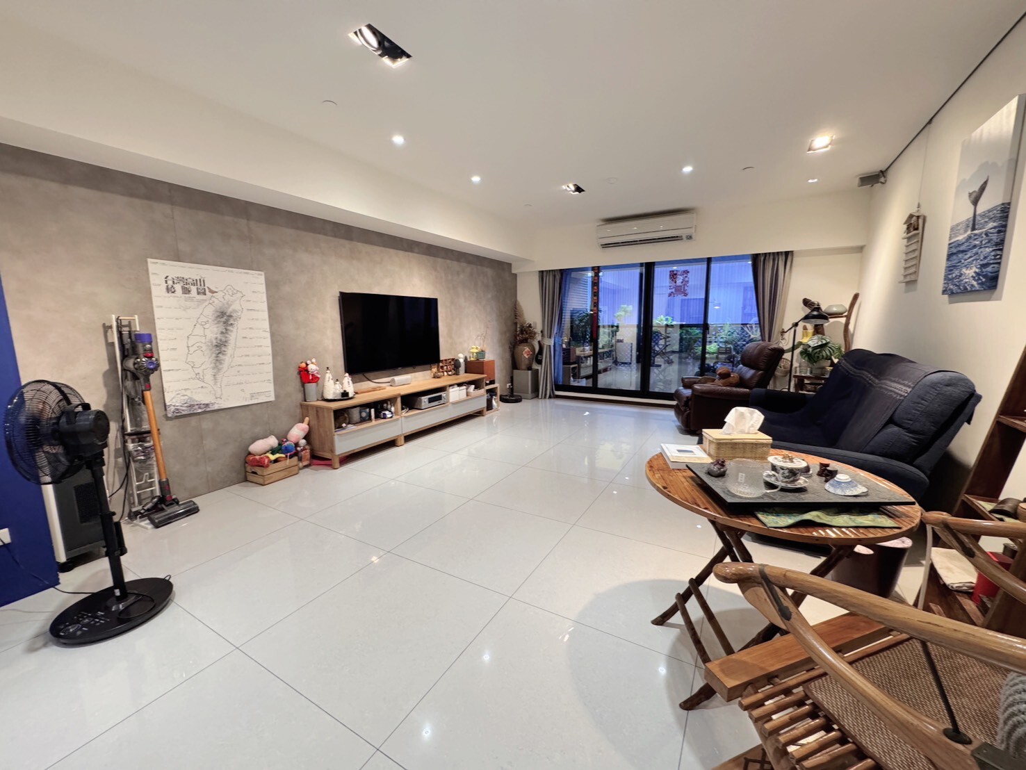 專員小江在欣灣時代輕奢裝潢四房平車豪宅