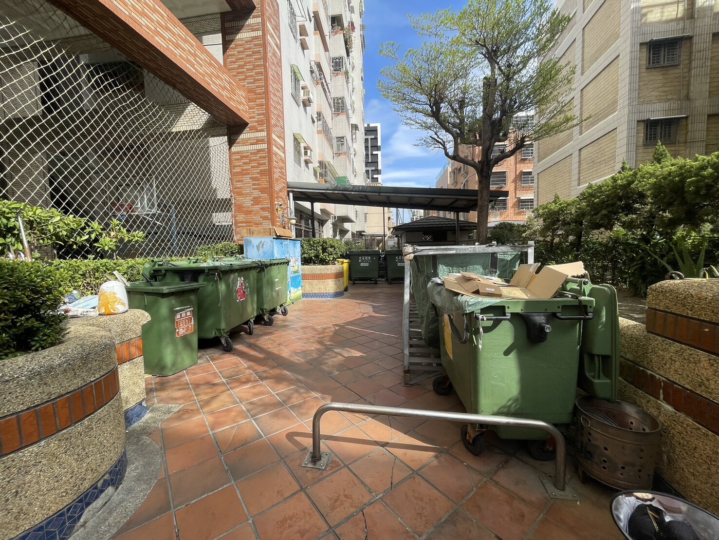 樂屋_高雄市左營區森活計劃待售房屋 高雄市左營區森活計劃待售房屋
