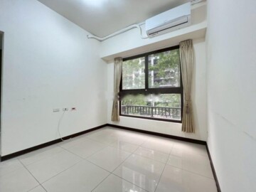 鴻築鴻典待售房屋