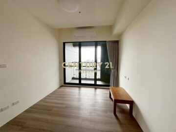 頤昌柏舍 - Image 1