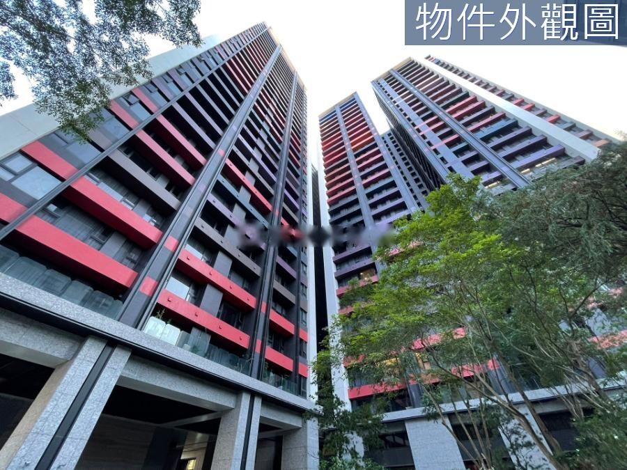 樂屋_高雄市鼓山區京城美術皇居待售房屋 高雄市鼓山區京城美術皇居待售房屋