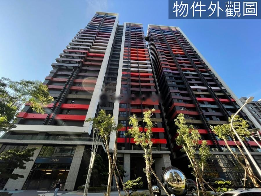 樂屋_高雄市鼓山區京城美術皇居待售房屋 高雄市鼓山區京城美術皇居待售房屋
