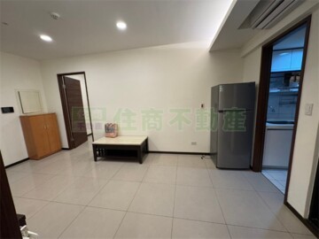 鴻灃青待售房屋