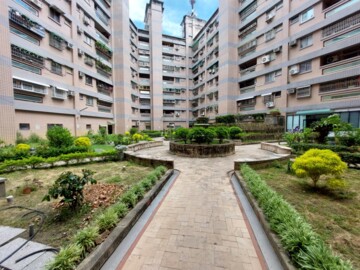 國際鄉園大樓待售房屋