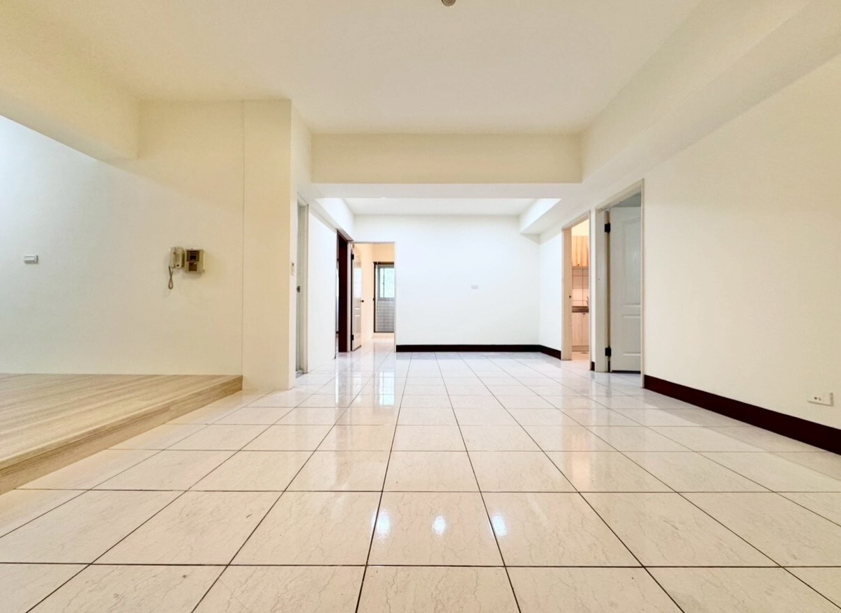 單坪才18萬‼️近中興大學_四房+平車❤️稀有釋出