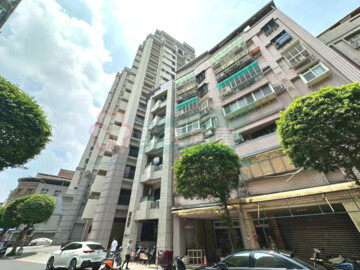 保福路二段121號華廈待售房屋