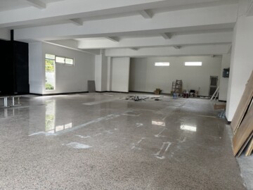 中正一路捷運站12米大面寬金店面 - Image 1