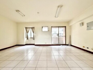 龍家族待售房屋