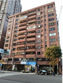 雄商旁金店面1+2樓 - Image 1