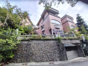 綠野香坡彩蝶別墅C透天區待售房屋