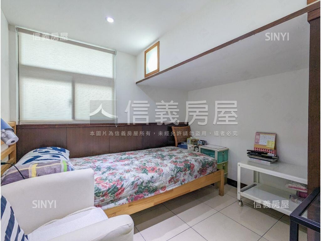 新北市五股區新加坡花園城堡(阿亮的家)待售房屋