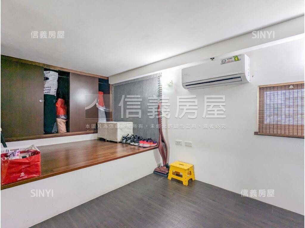 新北市五股區新加坡花園城堡(阿亮的家)待售房屋