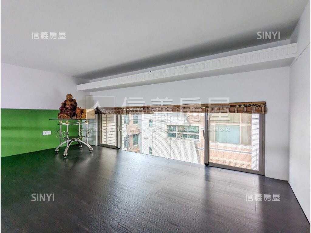 新北市五股區新加坡花園城堡(阿亮的家)待售房屋