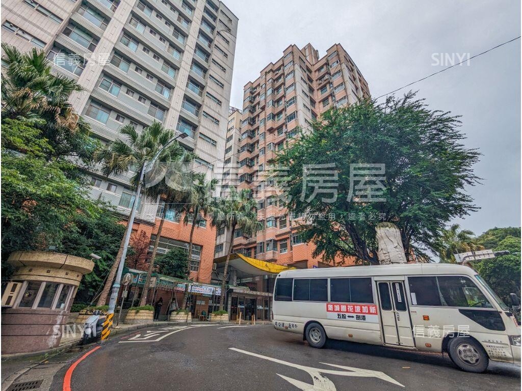 新北市五股區新加坡花園城堡(阿亮的家)待售房屋
