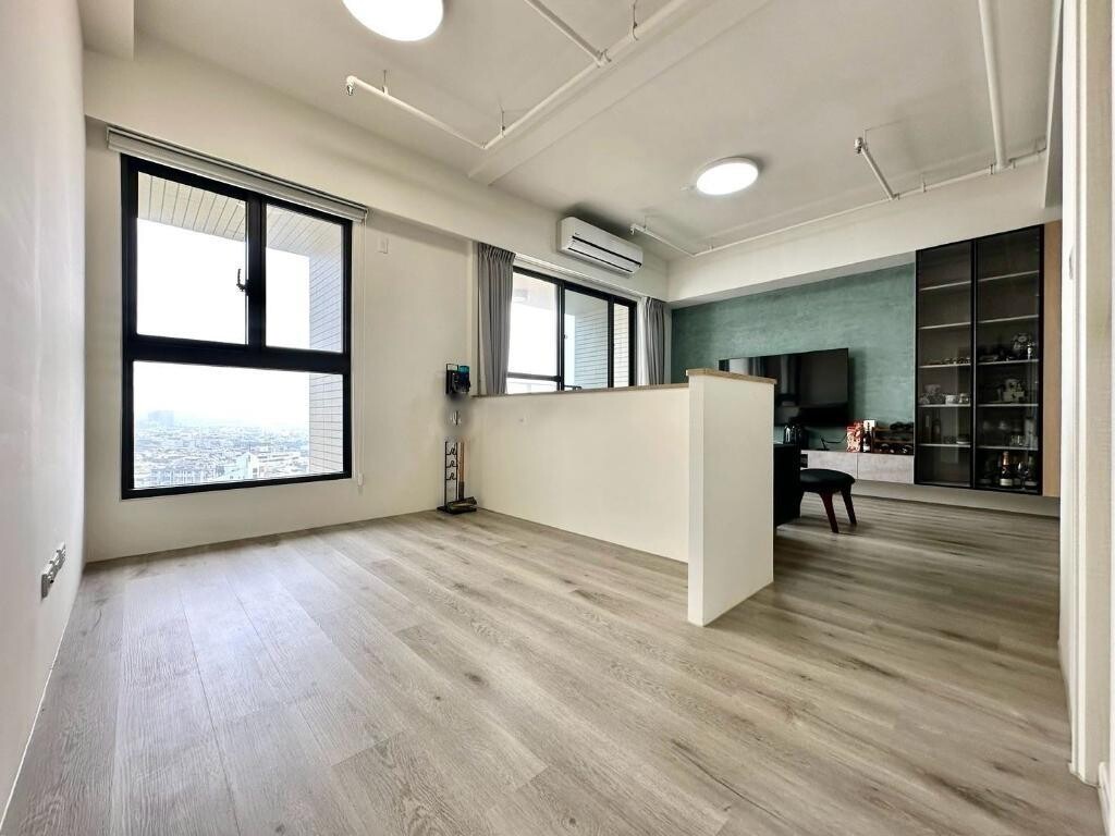 樂屋_高雄市楠梓區冠億本植待售房屋 高雄市楠梓區冠億本植待售房屋