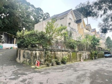 薇納市花園別墅待售房屋