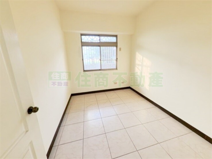 台南市新市區永新社區CD區/勞工住宅CD區待售房屋