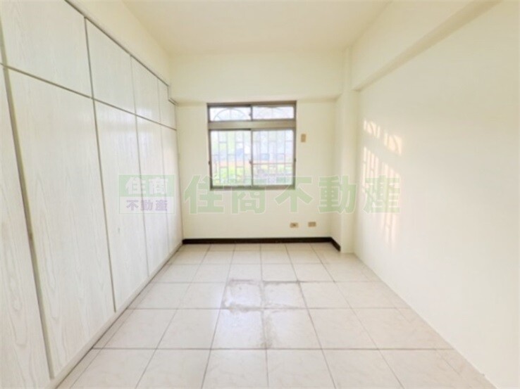 台南市新市區永新社區CD區/勞工住宅CD區待售房屋