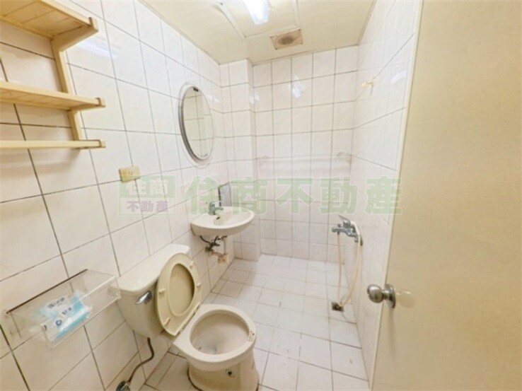 台南市新市區永新社區CD區/勞工住宅CD區待售房屋
