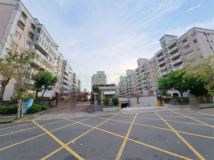 台南市新市區永新社區CD區/勞工住宅CD區待售房屋
