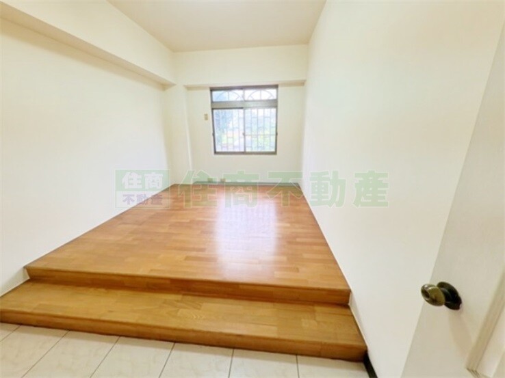 台南市新市區永新社區CD區/勞工住宅CD區待售房屋