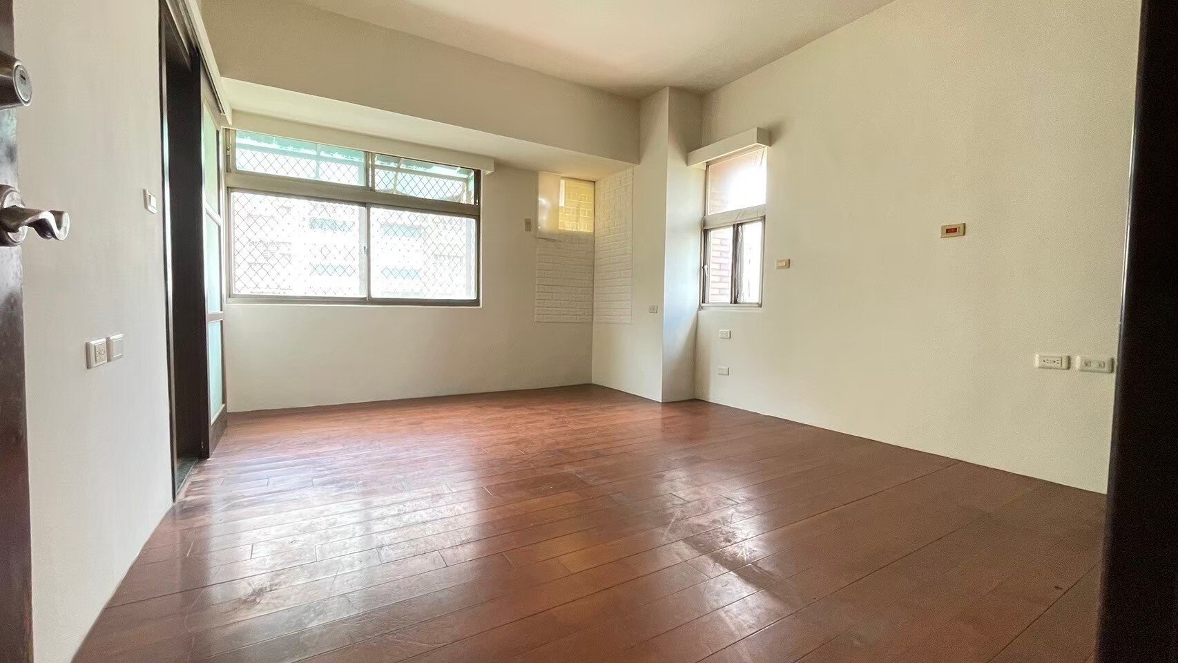 樂屋_桃園市中壢區自立國宅C區待售房屋 桃園市中壢區自立國宅C區待售房屋