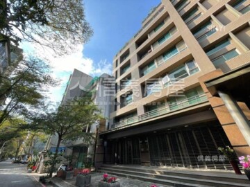 川普碧湖待售房屋