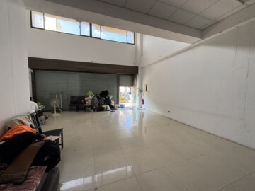 未來21待售房屋