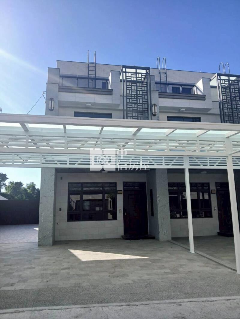 員林山腳路車庫別墅(可停4部車)