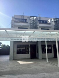 青山墅待售房屋