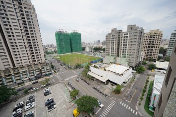 上品大廈待售房屋