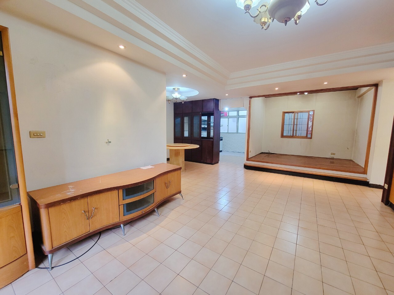 樂屋_新北市新店區玫瑰園/玫瑰中國城待售房屋 新北市新店區玫瑰園/玫瑰中國城待售房屋