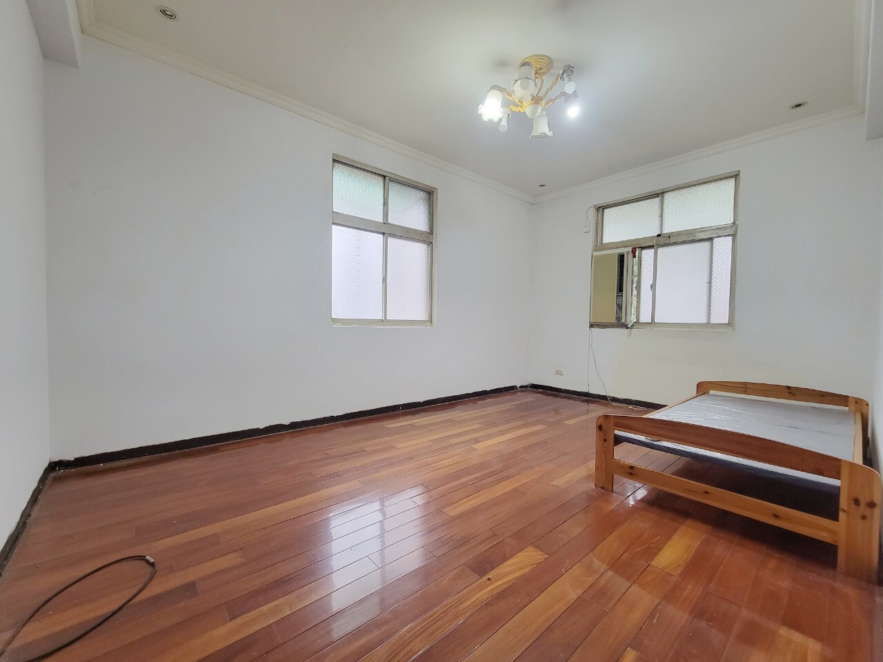 樂屋_新北市新店區玫瑰園/玫瑰中國城待售房屋 新北市新店區玫瑰園/玫瑰中國城待售房屋