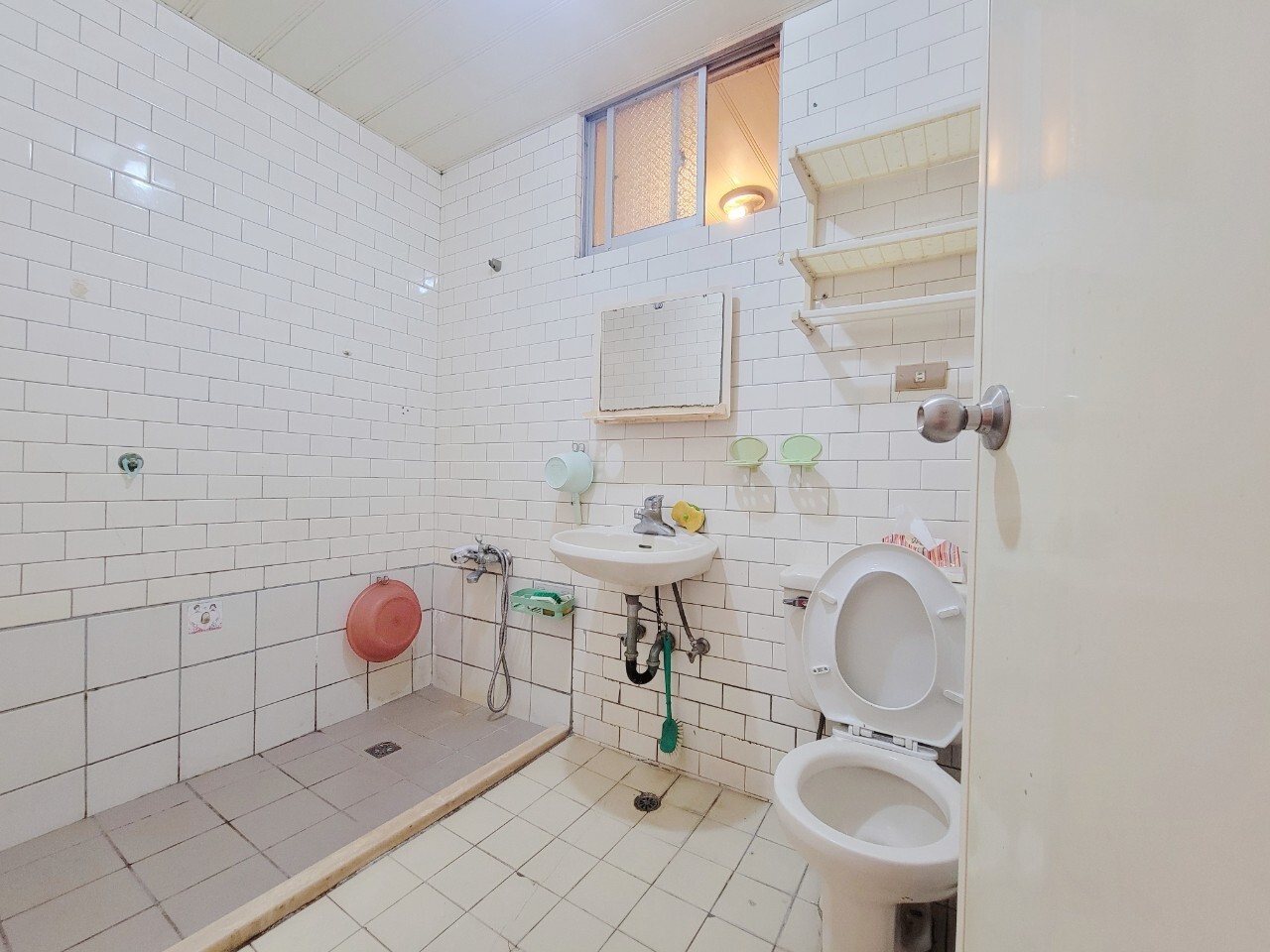 樂屋_新北市新店區玫瑰園/玫瑰中國城待售房屋 新北市新店區玫瑰園/玫瑰中國城待售房屋